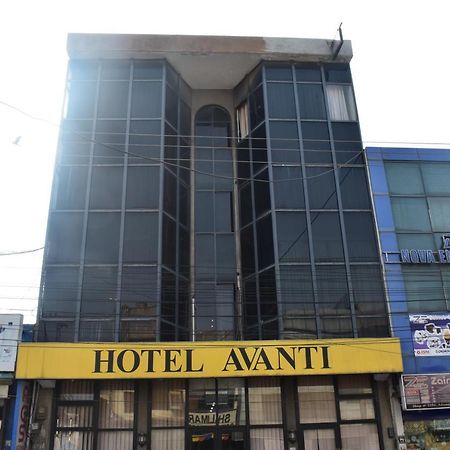 Hotel Avanti Равалпинди Екстериор снимка